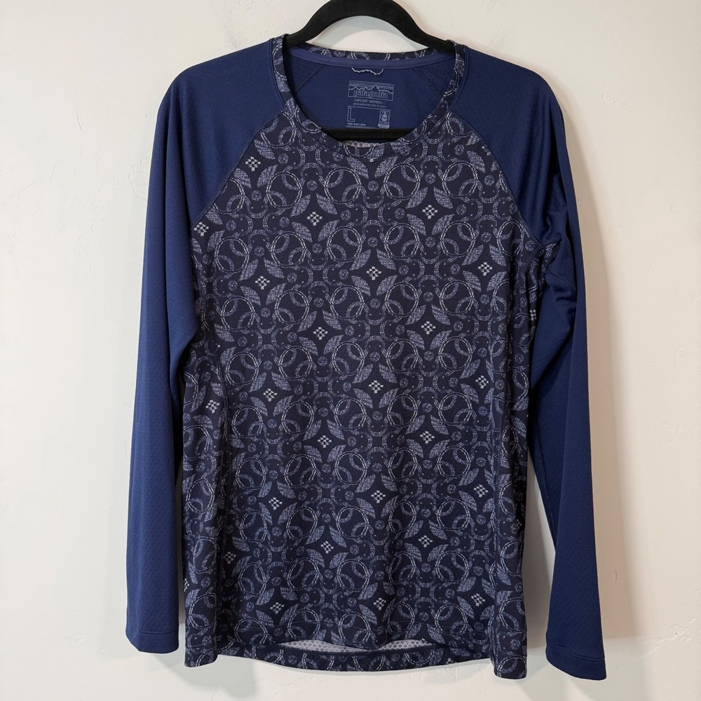 Patagonia‎ Womens Capilene Midweight Crew Baselayer Large Navy Blue Print 44437
